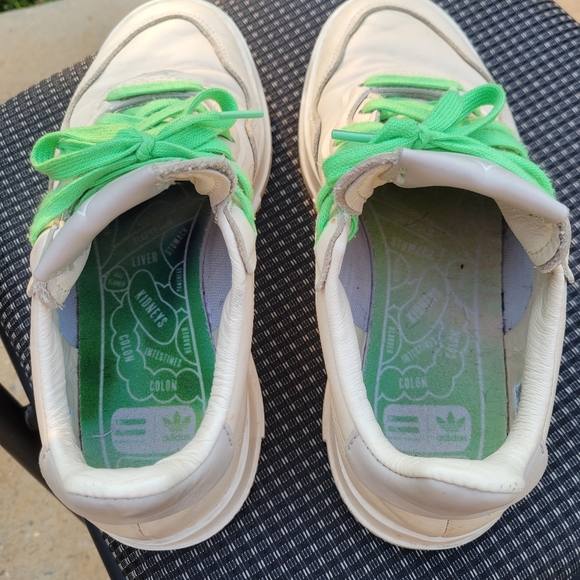 Adidas Pharrell Hu shoes - Picture 3 of 4